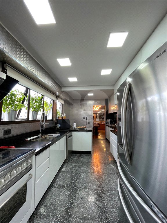 Apartamento à venda com 4 quartos, sendo 3 suítes, em Santana, São Paulo, SP
