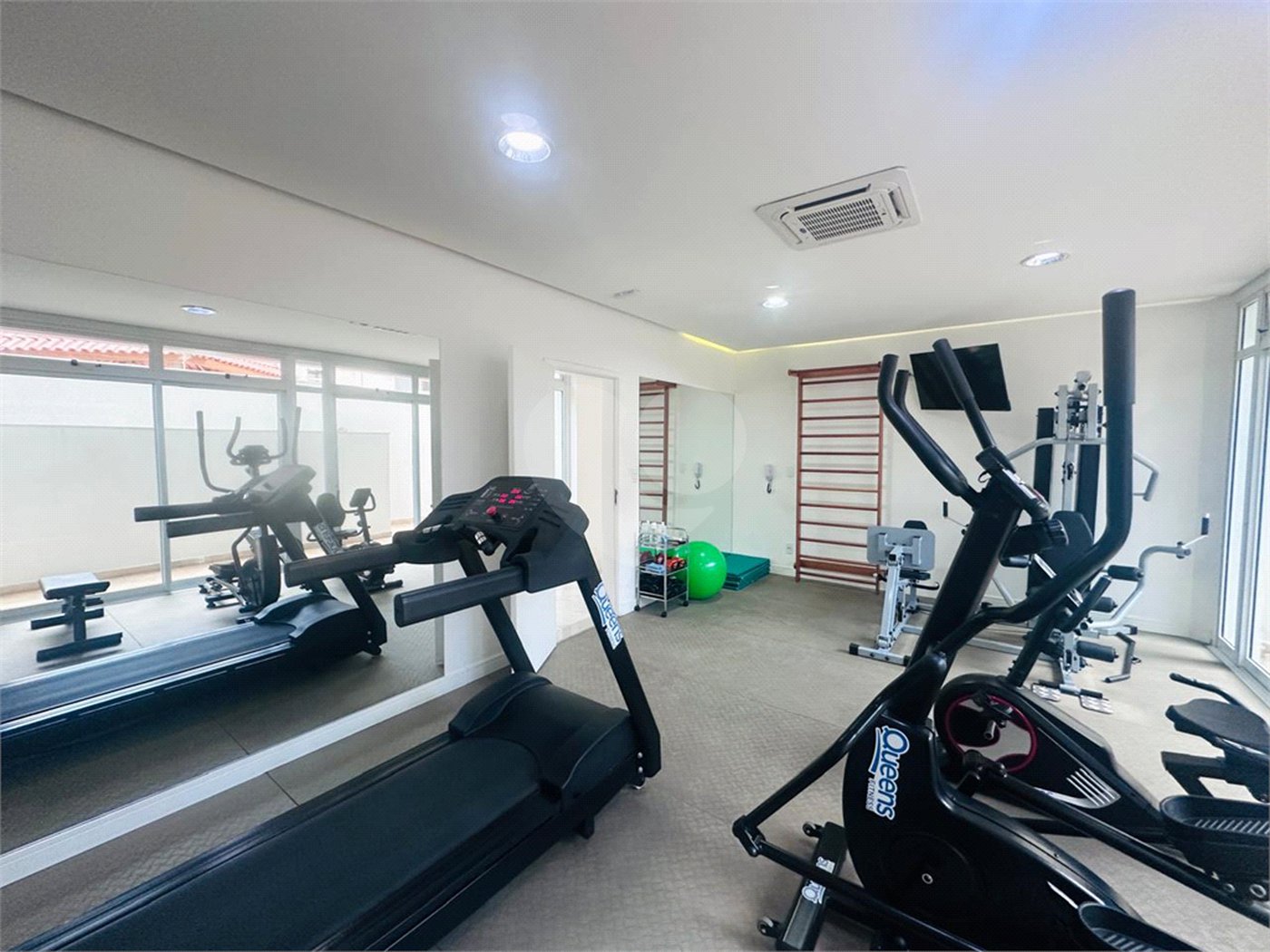 Apartamento à venda com 2 quartos, sendo 1 suíte, em Vila Clementino, São Paulo, SP