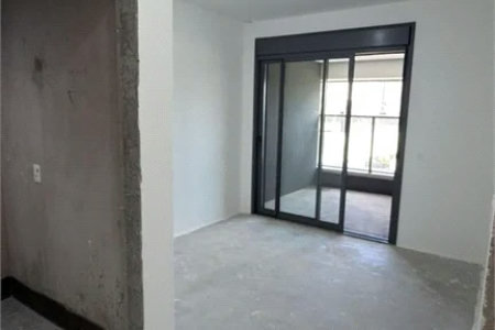 Apartamento à venda com 4 suítes em Vila Cordeiro, São Paulo, SP