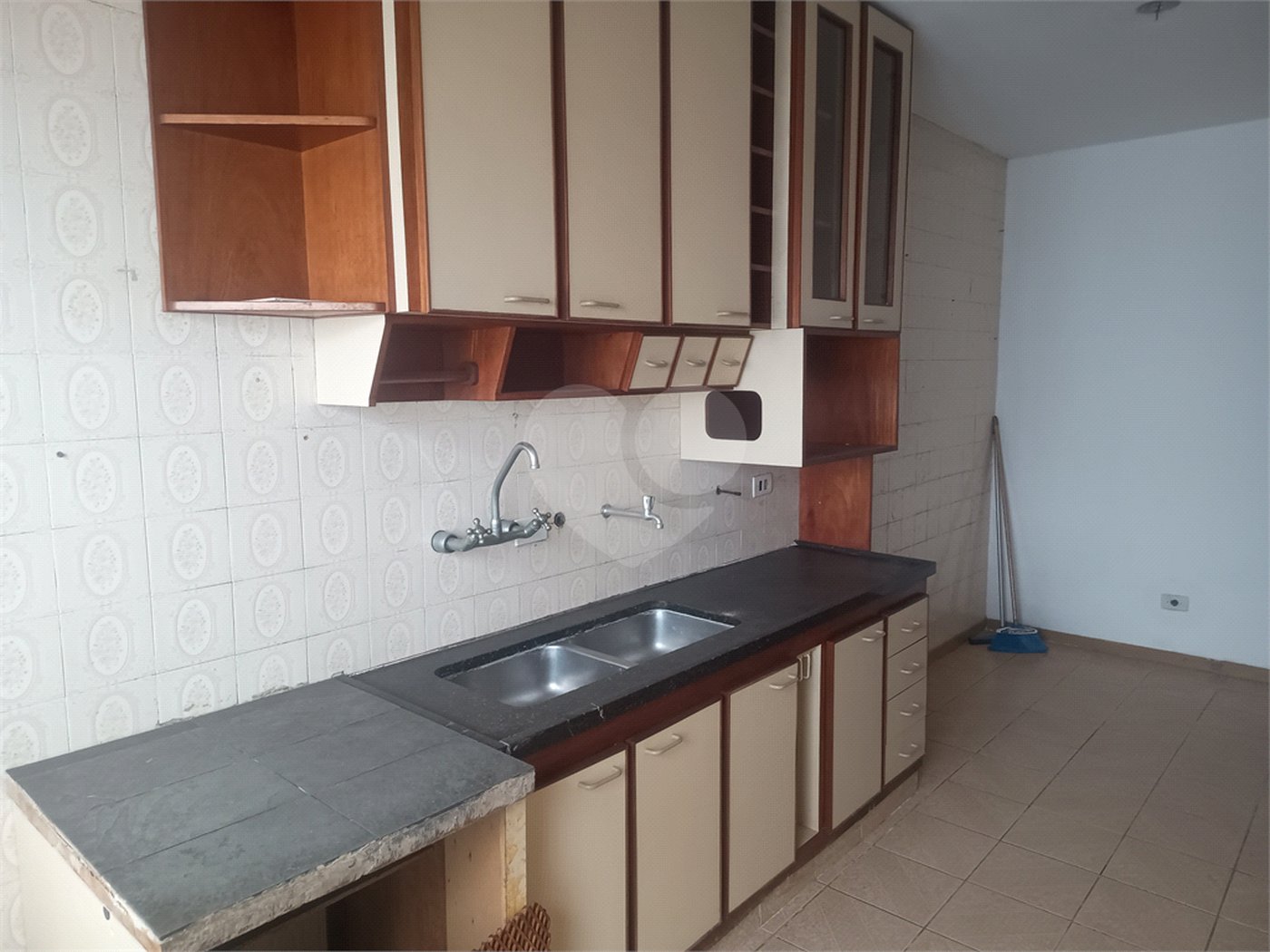 Casa Térrea à venda com 3 quartos, sendo 1 suíte,  em Campininha, São Paulo, SP