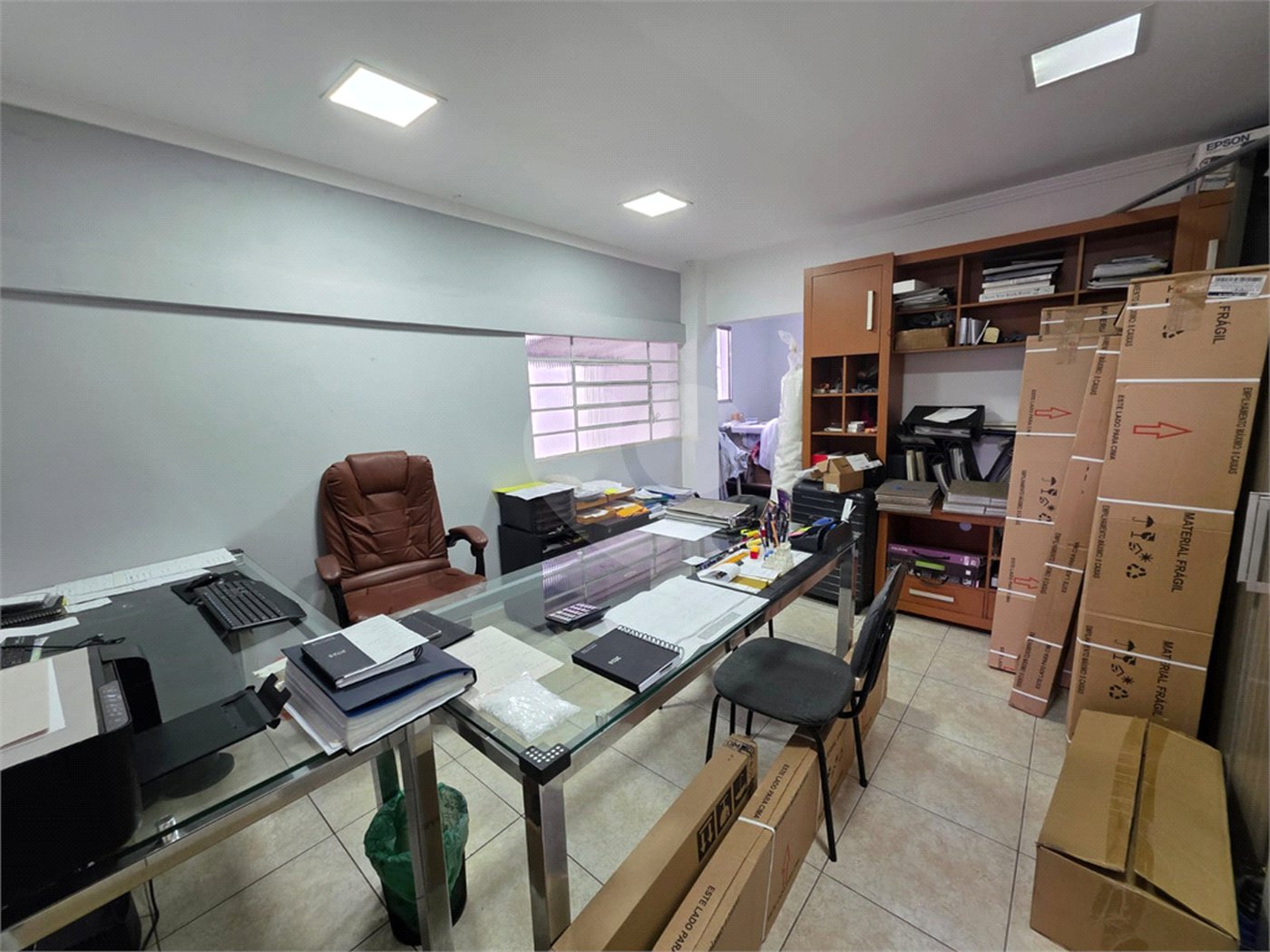Sobrado à venda com 6 quartos, sendo 3 suítes, em Santa Teresinha, São Paulo, SP