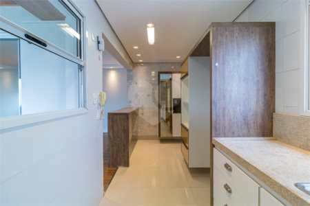 Apartamento à venda com 3 quartos, sendo 1 suíte,  em Chácara Santo Antônio, São Paulo, SP