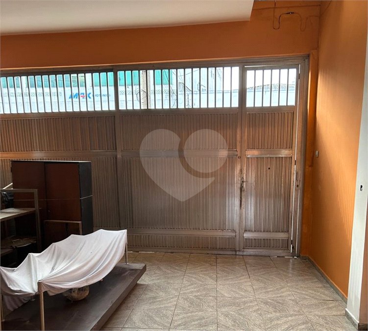 Sobrado para alugar com 2 quartos em Vila Anastácio, São Paulo, SP