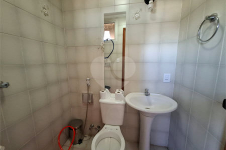 Apartamento à venda com 3 quartos, sendo 1 suíte, no Centro, Araraquara, SP
