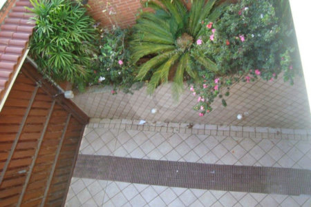 Sobrado à venda com 4 quartos, sendo 2 suítes, em Santa Teresinha, São Paulo, SP