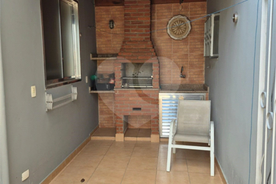 Sobrado à venda com 4 quartos, sendo 1 suíte, em Vila Guilherme, São Paulo, SP