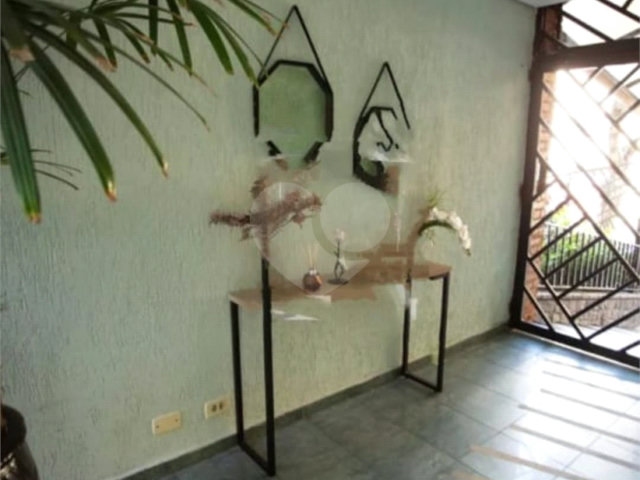 Apartamento à venda com 2 quartos, sendo 1 suíte,  em Vila Ester (zona Norte), São Paulo, SP