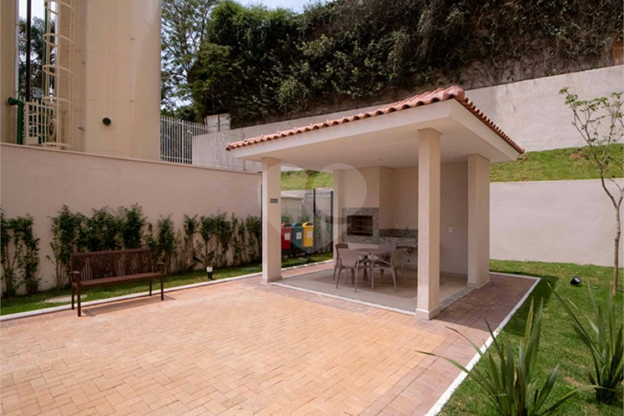 Apartamento à venda com 2 quartos em Cidade Tiradentes, São Paulo, SP