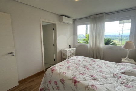 Casa a Venda no Condomínio Porto Atibaia com 4 dormitórios