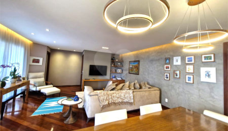 Apartamento à venda com 4 quartos, sendo 2 suítes,  em Alto da Boa Vista, São Paulo, SP