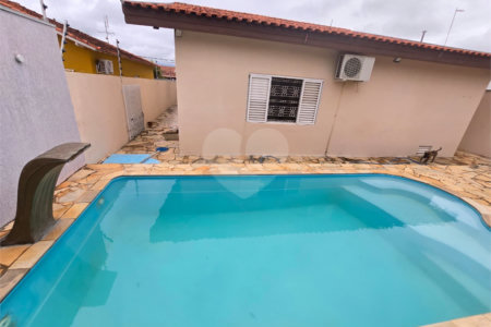 Casa à venda com 3 quartos, sendo 1 suíte,  em Jardim Shangri-lá, Itapetininga, SP