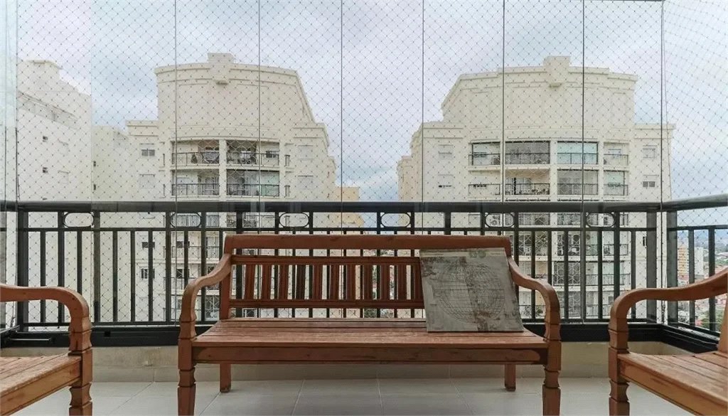Apartamento à venda com 3 suítes em Vila Ipojuca, São Paulo, SP