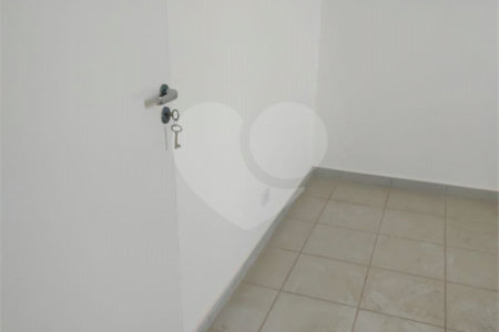 Apartamento para alugar com 2 quartos, sendo 1 suíte,  em Jardim das Palmeiras, Atibaia, SP