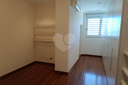 Apartamento em Higienópolis com 4 quartos e 3 vagas