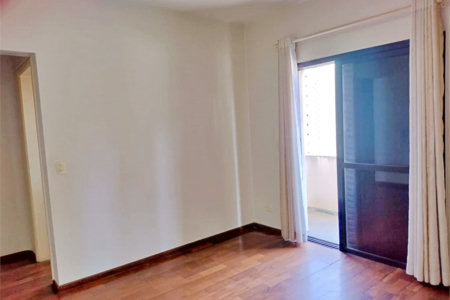 Apartamento à venda com 4 quartos, sendo 3 suítes, em Vila Andrade, São Paulo, SP