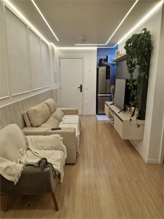Apartamento à venda com 3 quartos, sendo 1 suíte,  em Parque Residencial da Lapa, São Paulo, SP