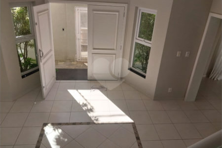 Casa à venda com 4 suítes em Vila Oliveira, Mogi das Cruzes, SP