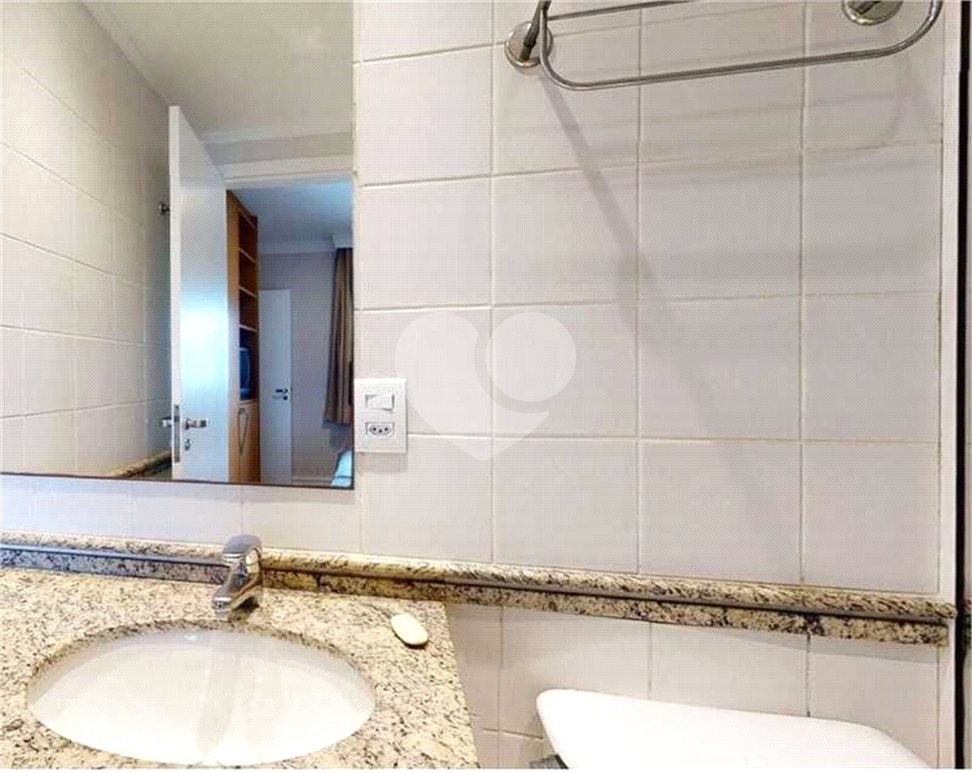 Apartamento à venda ou para alugar com 2 quartos, sendo 1 suíte,  em Paraíso, São Paulo, SP