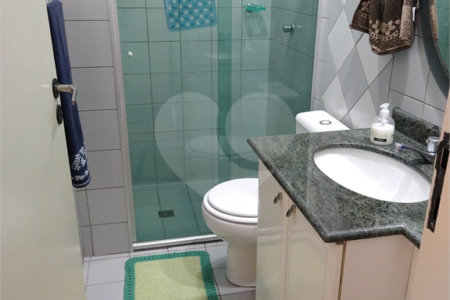 Apartamento à venda com 3 quartos, sendo 1 suíte, em Vila Rubens, Mogi das Cruzes, SP