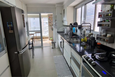 Apartamento à venda com 4 quartos, sendo 2 suítes,  em Jardim Esplanada, São José dos Campos, SP