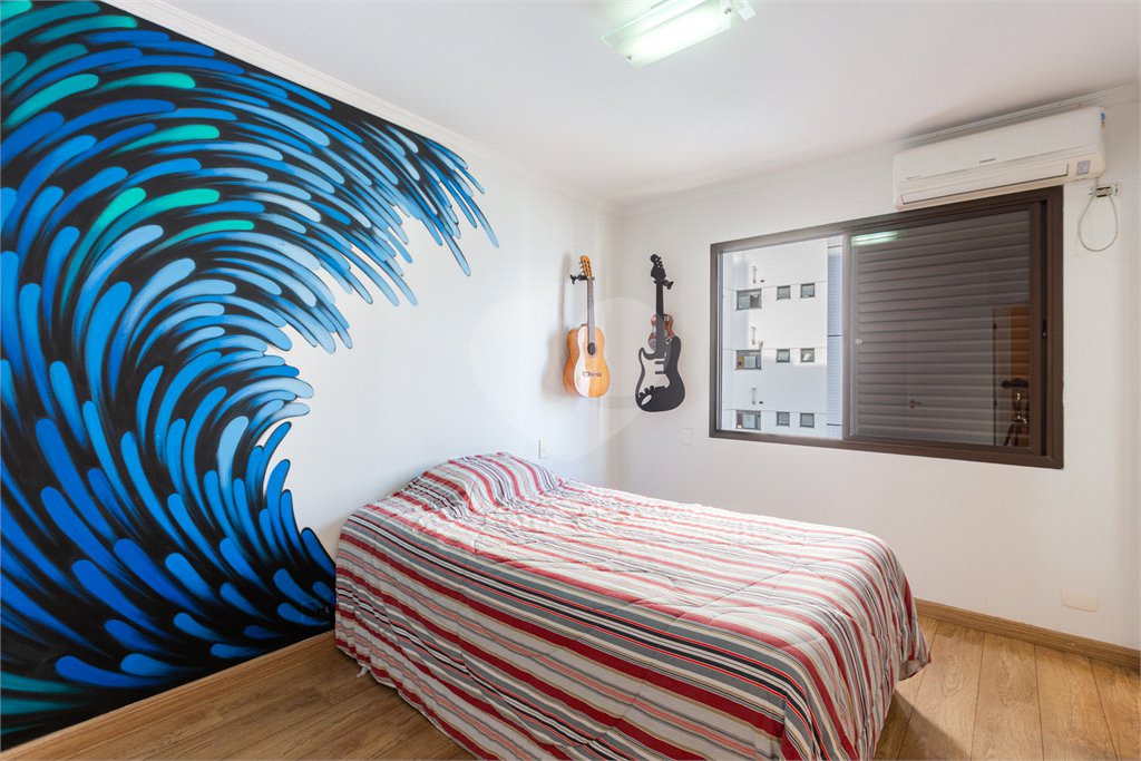 Apartamento à venda com 4 quartos, sendo 3 suítes,  em Real Parque, São Paulo, SP