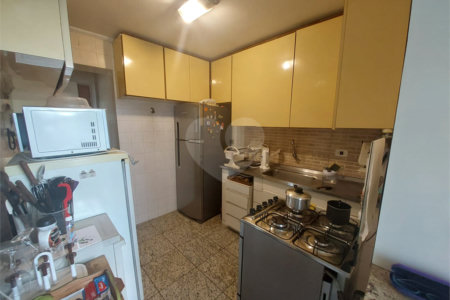 Apartamento à venda com 3 quartos, sendo 1 suíte, em Vila Cordeiro, São Paulo, SP