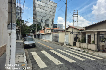 Casa à venda com 2 quartos em Chácara Santo Antônio (zona Sul), São Paulo, SP