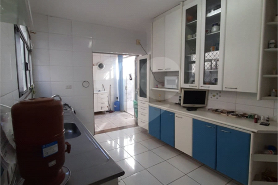 Sobrado à venda com 3 quartos em Tremembé, São Paulo, SP