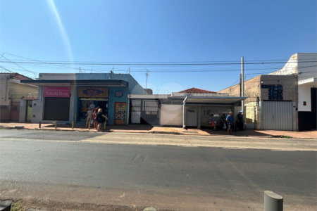 Casa Térrea à venda com 3 quartos em Campos Elíseos, Ribeirão Preto, SP