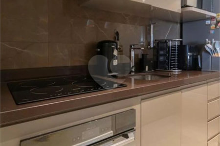 Apartamento à venda com 2 quartos, sendo 1 suíte, em Vila Olímpia, São Paulo, SP