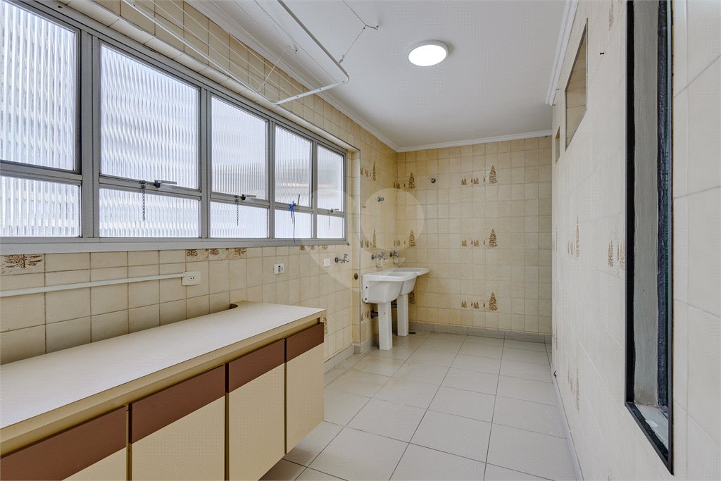 Apartamento à venda com 4 suítes em Campo Belo, São Paulo, SP