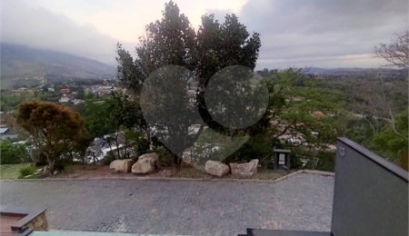 Casa à venda com 3 suítes no condomínio La Reserva Residencial, Atibaia - SP