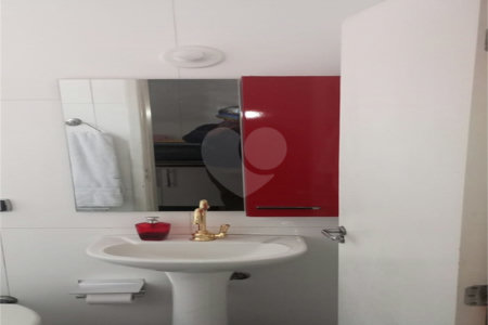 Casa à venda com 3 quartos, sendo 1 suíte,  em Lapa de Baixo, São Paulo, SP