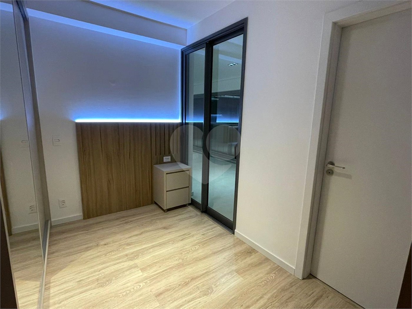 Apartamento para alugar com 2 suítes em Jardim Morumbi, São Paulo, SP