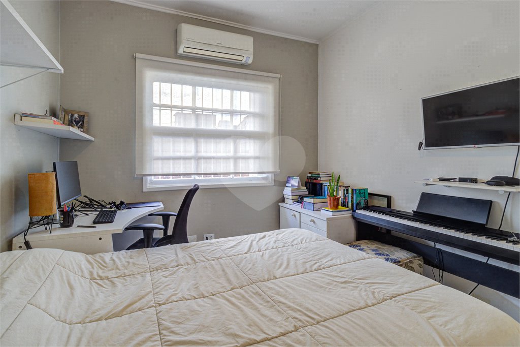 Casa de Vila à venda com 3 quartos, sendo 1 suíte, em Brooklin, São Paulo, SP