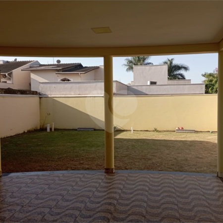 Casa à venda com 3 quartos, sendo 1 suíte, no condomínio Campos do Conde I, Paulínia - SP