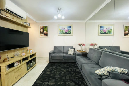 Apartamento à venda com 2 suítes em Vila Scarpelli, Santo André, SP