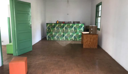Sobrado à venda com 5 quartos, sendo 1 suíte,  em Santana, São Paulo, SP