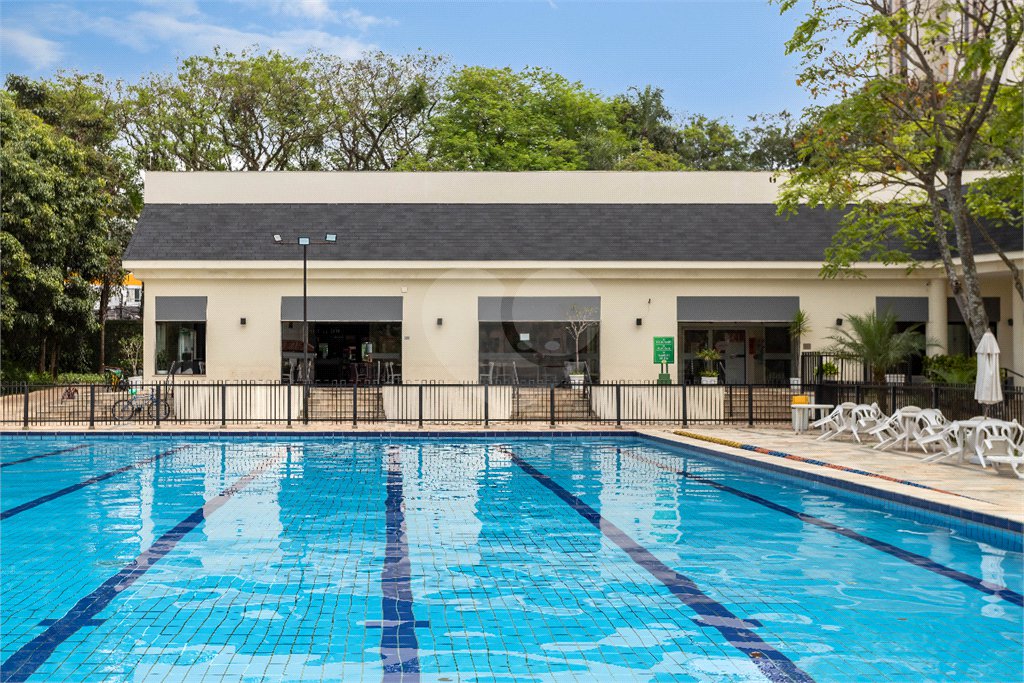 Apartamento à venda com 4 quartos, sendo 3 suítes, em Alto da Boa Vista, São Paulo, SP