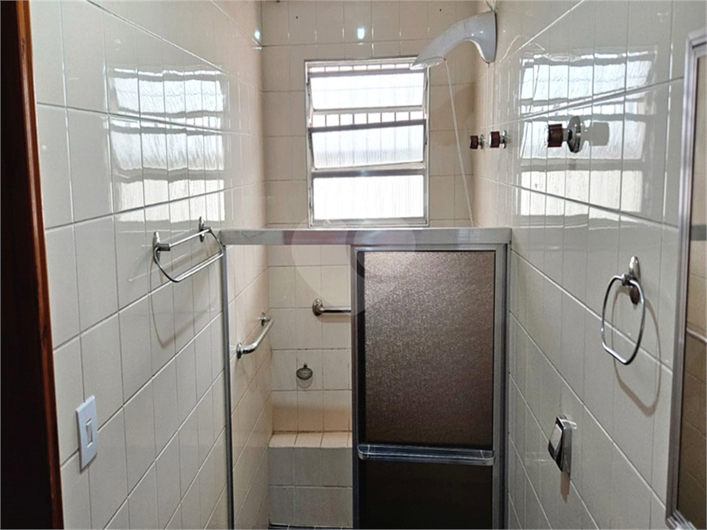 Casa à venda com 4 quartos, sendo 1 suíte, em Jaguara, São Paulo, SP