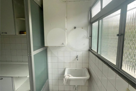 Apartamento à venda com 2 quartos em Vila Inglesa, São Paulo, SP