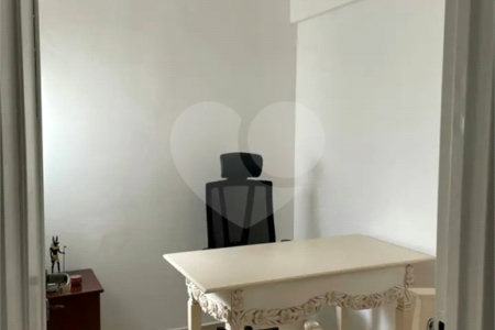 Apartamento à venda com 3 quartos, sendo 1 suíte, em Jardim Colombo, São Paulo, SP