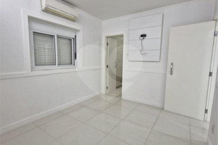 Casa à venda ou para alugar com 5 quartos, sendo 4 suítes,  em Santa Rosa, Vinhedo, SP