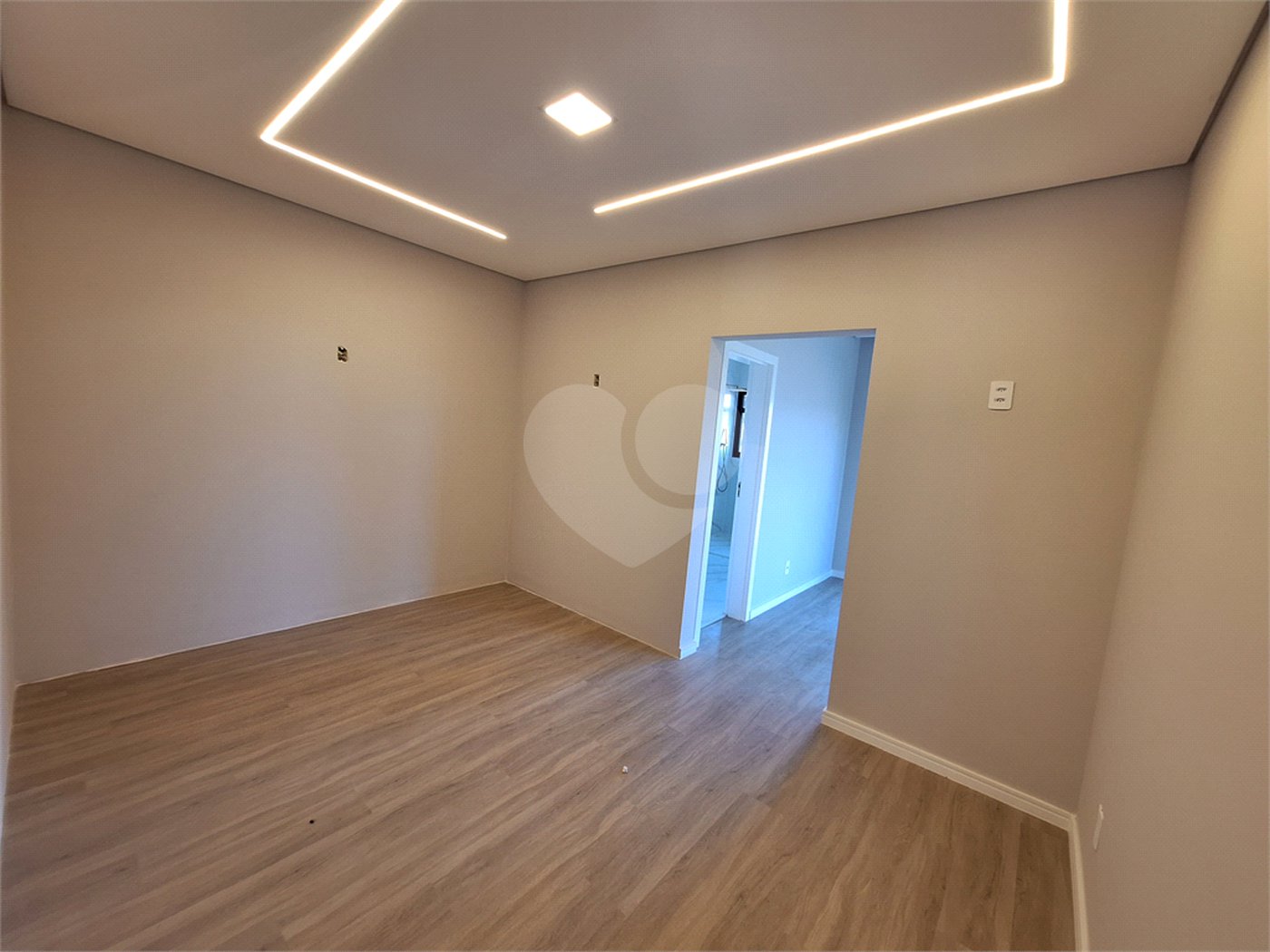 Casa à venda com 3 suítes no condomínio Aruã Brisas, Mogi das Cruzes - SP