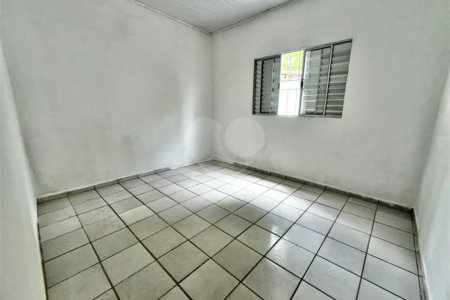 Casa à venda com 2 quartos em Vila Deyse, Itapetininga, SP