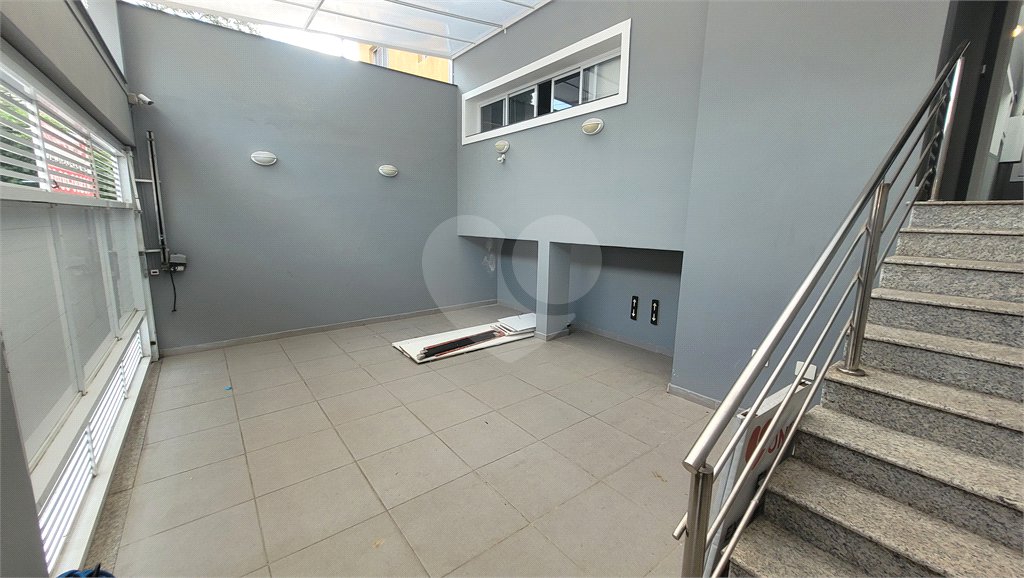 Casa Térrea à venda com 5 quartos, sendo 2 suítes, em Água Fria, São Paulo, SP