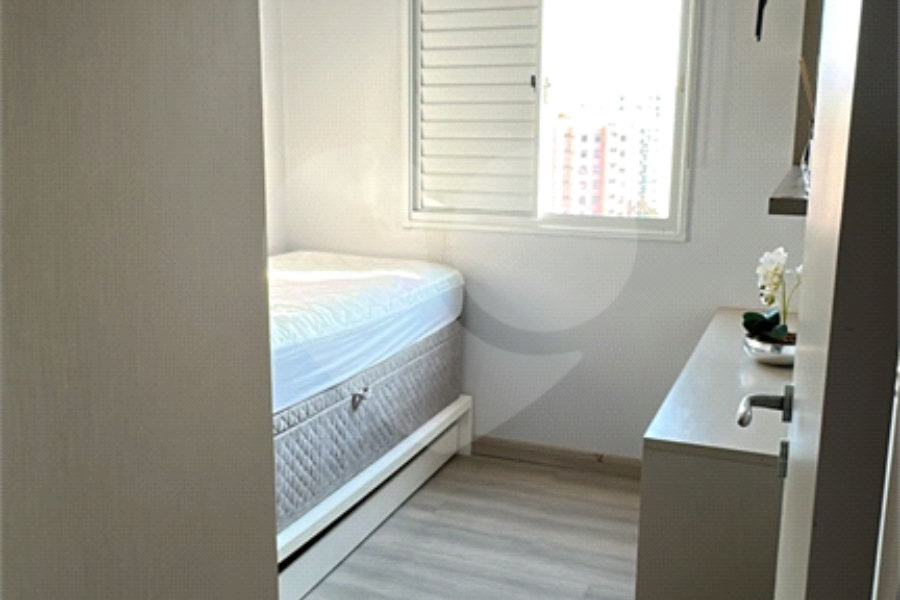 Apartamento para alugar com 3 quartos, sendo 1 suíte,  em Morumbi, São Paulo, SP