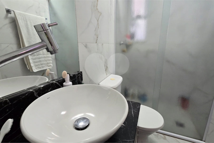 Apartamento à venda com 3 quartos, sendo 1 suíte, em Jardim Íris, São Paulo, SP