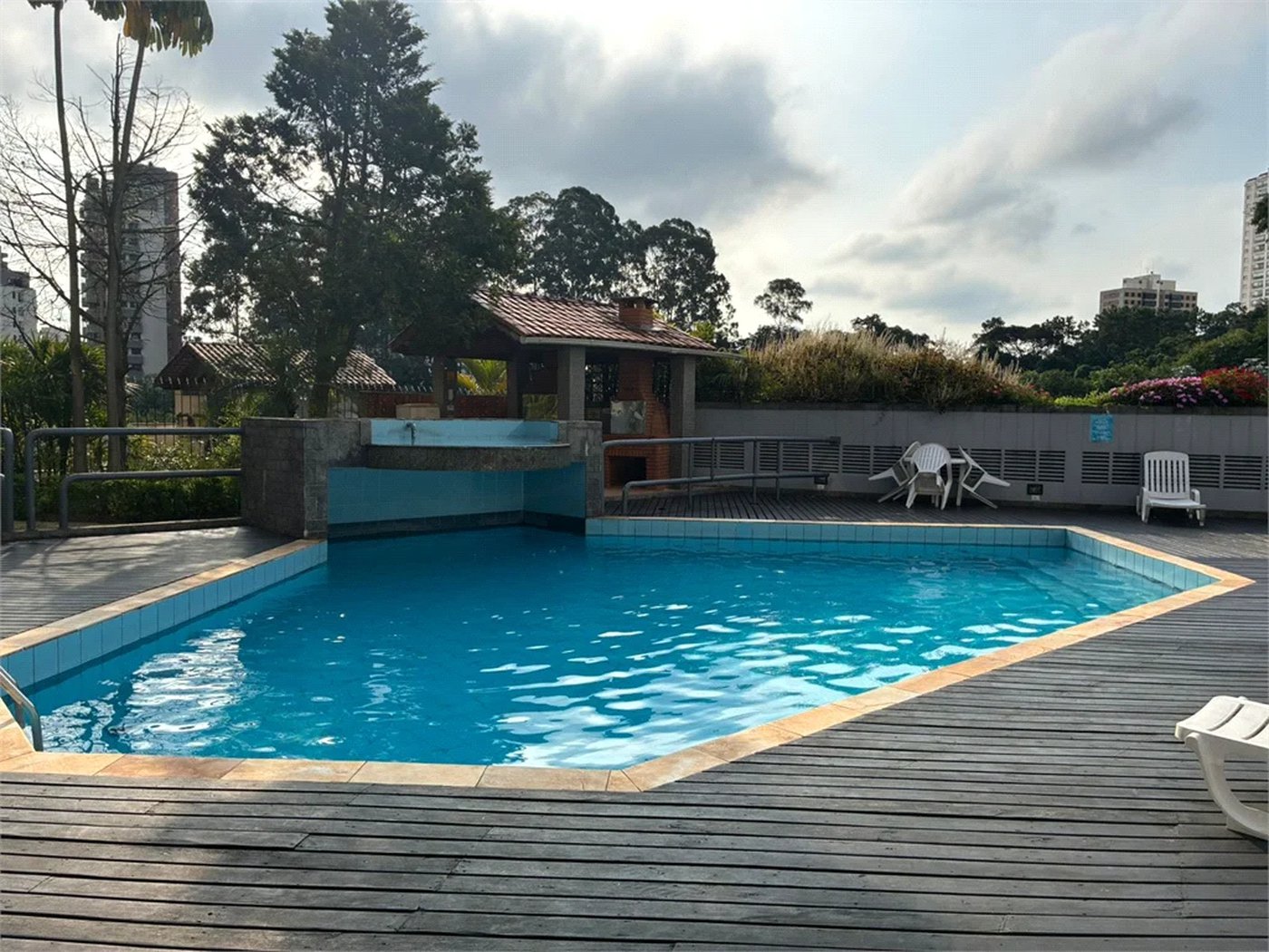 Cobertura à venda com 1 suíte em Vila Suzana, São Paulo, SP