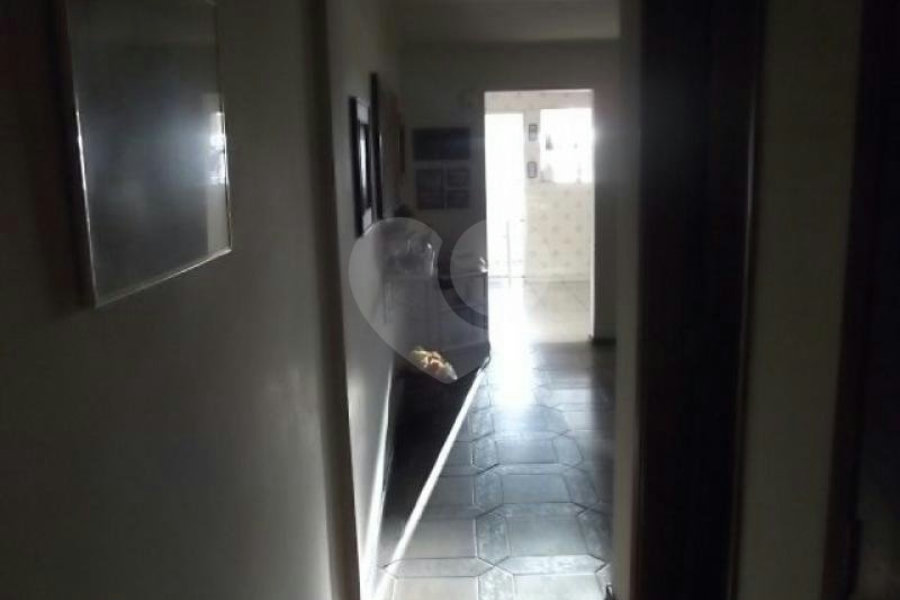Sobrado à venda com 4 quartos, sendo 1 suíte, em Vila Isolina Mazzei, São Paulo, SP